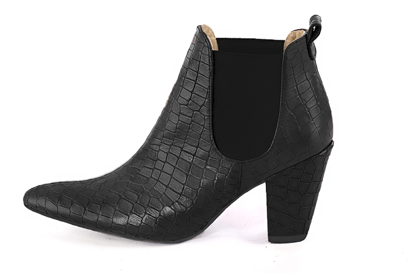 Satin black women's ankle boots, with elastics. Tapered toe. High cone heels. Profile view - Florence KOOIJMAN